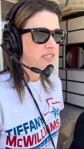 Jeannie Spangler's Instagram, Twitter & Facebook