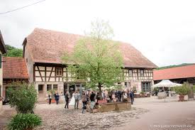 Erfüllen sie sich ihren herzenswunsch mit einer freien trauung im schatten großer, alter. Eissler Weingut Steinbachhof Hochzeitslocation In Vaihingen Deutschland