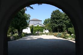 Însemnare a călătoriei mele (romanian for accounts of my travel) is a travelogue written by dinicu golescu and published in pest in 1826. Insemnare A Calatoriei Mele De Dinicu Golescu