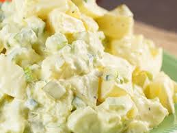 L'insalata di patate è un contorno gustoso e delicato da preparare tutto l'anno, ottima per possiamo infatti condire la nostra insalata di patate come più ci piace aggiungendo semplici ingredienti come. Insalata Di Patate E Maionese Mangiare Bene
