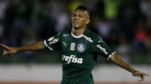 Longe de lesões, Gabriel Veron busca consolidação no Palmeiras