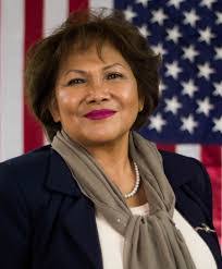 Lourdes Everett's Instagram, Twitter & Facebook