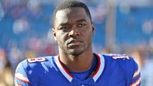 2025 NFL free agency: Dolphins signing former first-round pick as Tua  Tagovailoa insurance, per report