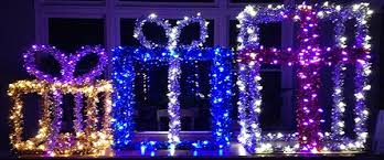 Diy Christmas Ideas Can Be A Real Gift Literally Christmas Lights Etc Blog Decorating With Christmas Lights Hanging Christmas Lights Outdoor Christmas Presents