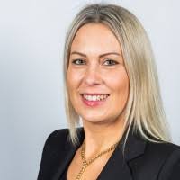 100+ profili “Deborah”