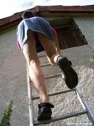 Nachbarin unterm Rock geschaut - Zeige deine Sex Bilder