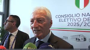 Vela: Dalin prende il comando della Vendee Globe