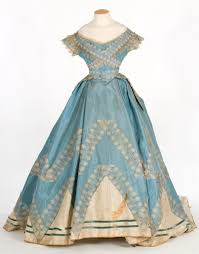 However, the majority of american women could not afford foreign gowns, so magazines like godey's adapted european fashion plates, simplifying the designs, and ultimately creating a distinctly american style (fashion and costume from godey's lady's book). 1860 S Historical Dresses 1800s Fashion Vintage Gowns