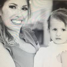 Kelly Vann's Instagram, Twitter & Facebook