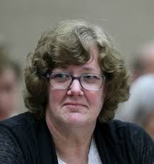 Poisoning trial: Fatal pill dose could dissolve in food