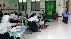 Maybe you would like to learn more about one of these? Ratusan Siswa Smp Negeri 2 Bandung Ikuti Usbn Bk Tribun Jabar