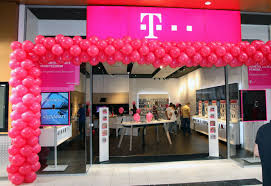 In cadrul analizei, consiliul concurentei a fost solicitat date si informatii de la de exemplu, un utilizator de pachet televiziune si internet fix, care ar fi nemultumit doar de serviciul tv, va fi nevoit sa renunte si la internetul fix nefiind. Telekom IÈ™i UmileÈ™te AbonaÈ›ii ScumpeÈ™te Serviciile Pune TaxÄƒ Pentru Emiterea Facturii Iar PanÄƒ In Martie 2021 Nu Vei Mai Putea Rezilia Contractul ConstanÈ›a De Azi