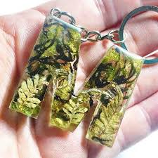 Moss Fern Letter Keyring Resin Keychain Initial Keychain Etsy Dried Flower Jewelry Real Flower Jewelry Monogrammed Key Ring