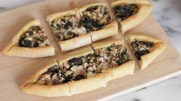 Herbed Pide