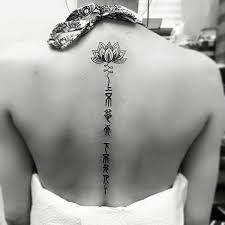 40 Spine Tattoo Ideas For Women Cuded Spine Tattoos Tattoos Spine Tattoo