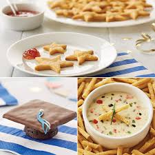 Since they are one of the most popular meals, their mini version is sure to be a hit at your party. Graduation Party Food Ideas Hallmark Ideas Inspiration