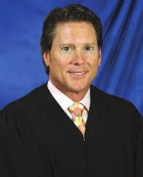 Lawyer Cover May 2013_162816 Lawyer Mar 06 Cover