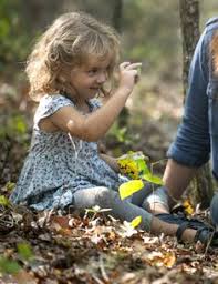 A stylized bird with an open mouth, tweeting. Die 30 Besten Ideen Zu Judith Grimes Filme Serien Walking Dead