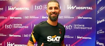 Bu yıllık ücretin 2 milyon euro'sunu bir inşaat şirketi verecek. Arda Turan Saglik Kontrollerinden Gecti Galatasaray Org
