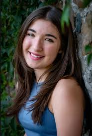 Are you in need of Headshots? Starting a new business adventure? Pictures  of yourself for personal use? College students graduating and preparing for  their first professional adventure. High school students preparing for