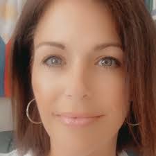 Kristi Arellano's Instagram, Twitter & Facebook