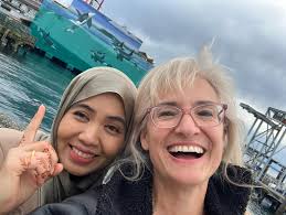 Ukulele singer teacher Author Love Guru Uma (@umaojeda) • Instagram photos  and videos