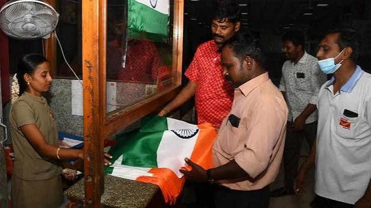 அஞ்சலகங்களில் ரூ.25-க்கு தேசியக் கொடி விற்பனை