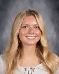 Lilly Beyer's Instagram, Twitter & Facebook