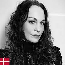 Nina Larsen's Instagram, Twitter & Facebook