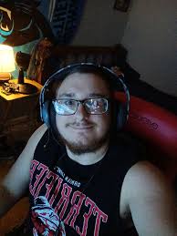 Fortnite player seeking gaming duo