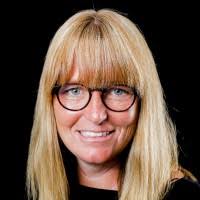 100+ "Martina Wall" profiles