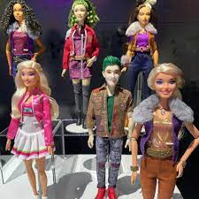 Bring the disney channel's original movie zombies 2 back to life with this wynter barkowitz doll. Disney Zombies 3 Auf Twitter Zombies2 Dolls