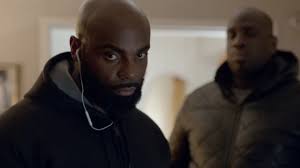 Spari e fiamme come in un film. Rapinatori La Recensione Del Film Originale Netflix