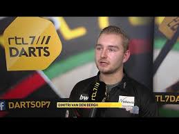 Vele duizenden vlaamse ogen zullen wellicht meekijken, want door het succes van dancing dimi steeg de populariteit van het darts bij ons naar ongekende hoogten. Aangrijpend Verhaal Van Den Bergh Mijn Vriendin Lag In Coma Rtl 7 Darts Grand Slam Of Darts Youtube