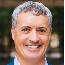 Shawn Dell's Instagram, Twitter & Facebook