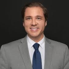 Aileen Falcon's Instagram, Twitter & Facebook