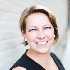 Liz Kovach's Instagram, Twitter & Facebook