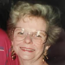 Lynn Shriver's Instagram, Twitter & Facebook