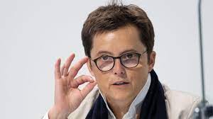 Da die meisten geschäfte im lockdown geschlossen sind. Gesundheit Hannover Niedersachsen Halt Nichts Von Bayerischer Ffp2 Maskenpflicht Gesundheit Sz De