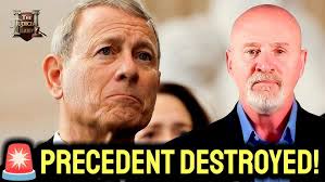 Exploring Artistry in Wood: Charleston Woodworking School