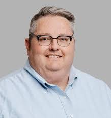 Aaron Oldham's Instagram, Twitter & Facebook