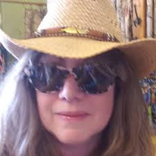 mentorshipmonth #mentorship #iwork4coke #latinaprofessionals #giveback  #bekind #refreshtheworld #makeadifference #lifteachotherup