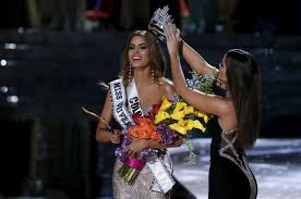 En donde 21 concursantes de diferentes departamentos y ciudades de. Miss Colombia And Miss Philippines Break Their Silence After Wrong Winner Was Named Miss Universe Mirror Online