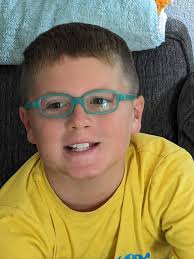 Kids friendly Little Yosemite 1.5 miles from parking to location in pictures