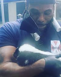 Michael Island (@bigmikethechi) • Instagram photos and videos