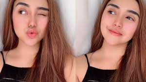 Tapi siapa sangka sebelum menutup auratnya, istri hafiz muda taqy malik itu merupakan bad girl. 6 Sensasi Salmafina Nikahi Hafiz Alquran Hingga Isu Pindah Agama Showbiz Liputan6 Com