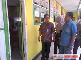 Kejar paket c merupakan sebuah program yang dikhususkan bagi mereka yang belum mendapatkan predikat lulus dari jenjang pendidikan tingkat sma. Balitbang Kemendibud Ri Pantau Pelaksanaan Unkp Kejar Paket C Di Kabupaten Bangkalan Madura Newsmedia