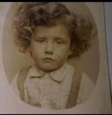 Can someone brighten up this photo?