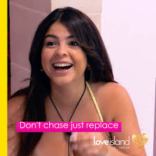 Yennifer could have written Macbeth but Shakespeare could have never come  up with this 😎 #loveisland #loveislandmalta #loveislandmalta2025