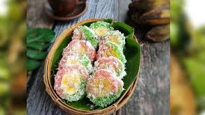 Teks deskripsi klepon dalam bahasa jawa. Resep Kue Mata Roda Jajanan Tradisional Dari Bahan Utama Singkong Parut Legitnya Bikin Nagih Tribunstyle Com